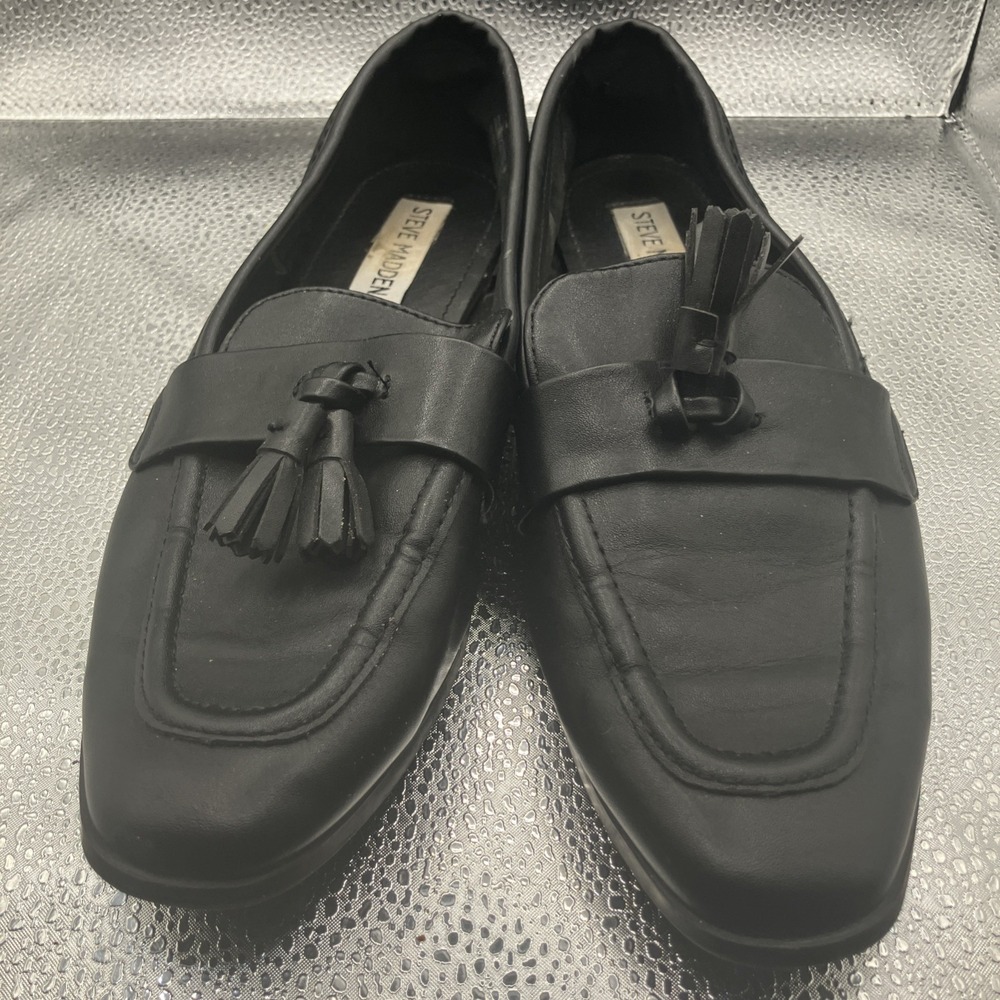 Steve Madden Minka women twin tassel, slip on leather loafer, black, size 7 M